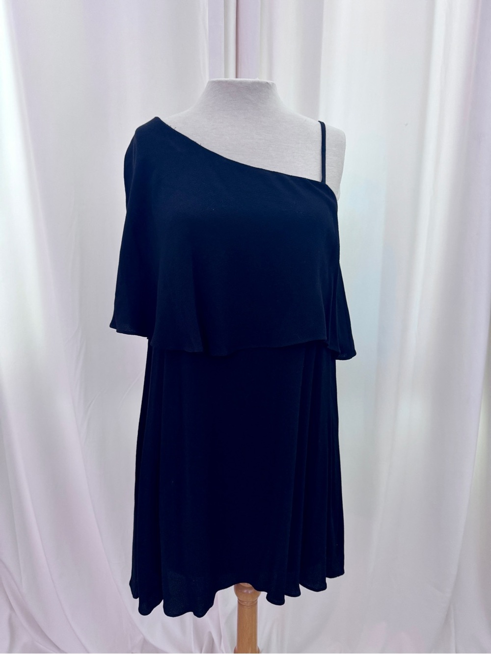 Flynn Skye Black One-Shoulder Layered Women's Dress
